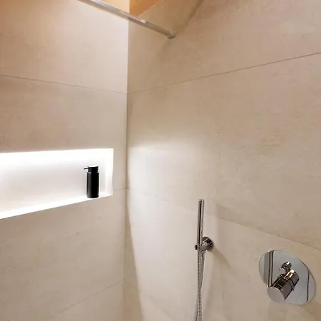 All'angolo Deluxe Alba (Piedmont)